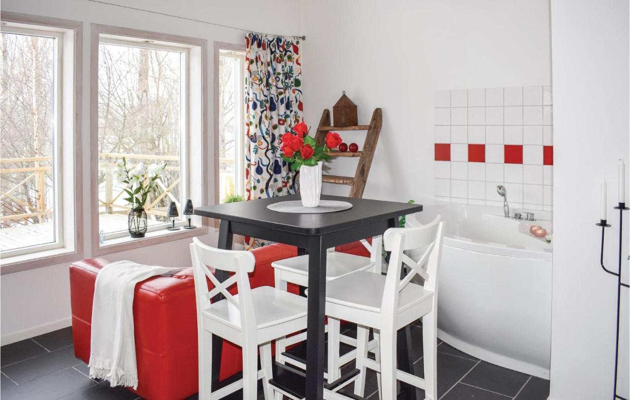 Awesome Home In Vimmerby With Wifi Exterior photo