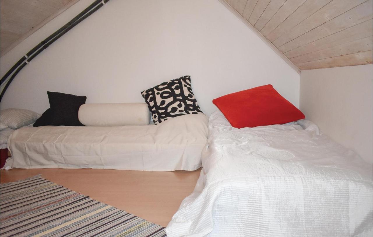 Awesome Home In Vimmerby With Wifi Exterior photo